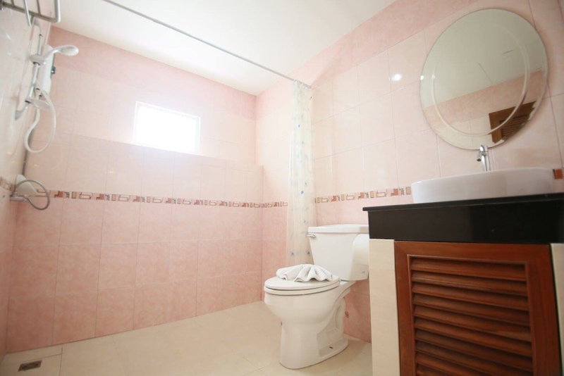 Pintree Service Apartment Pattaya, Pattaya, Thailand