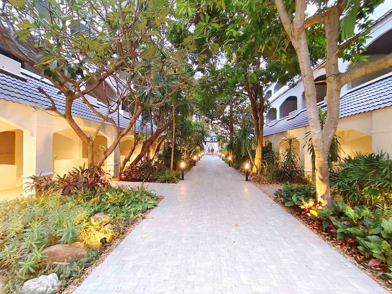 Pooh Beach Resort & Spa, Pattaya, Thailand