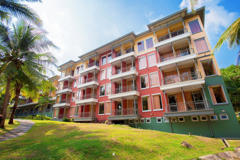 Brookside Valley Resort, Rayong, Thailand