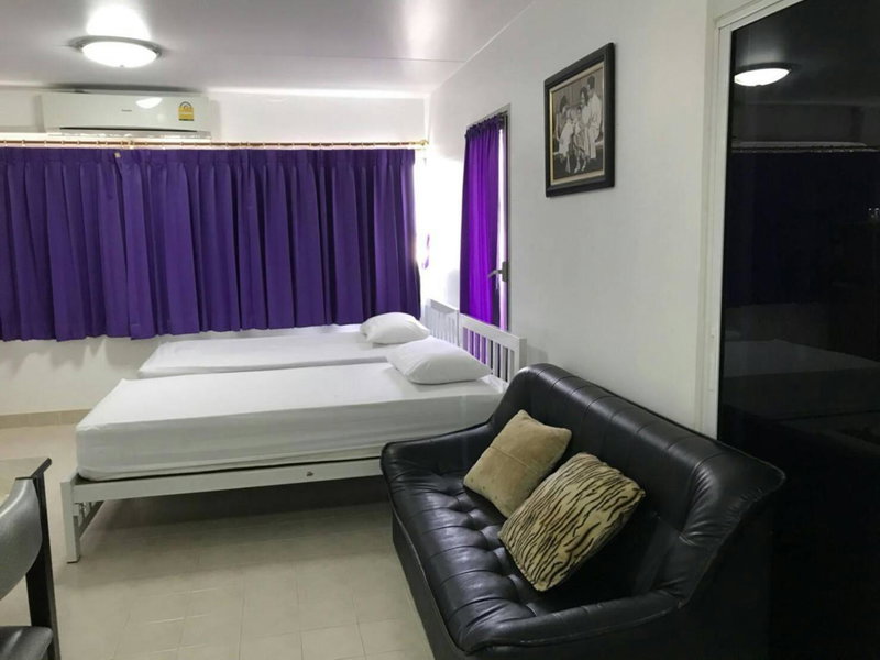 Baan Khun Rak, Nonthaburi, Thailand