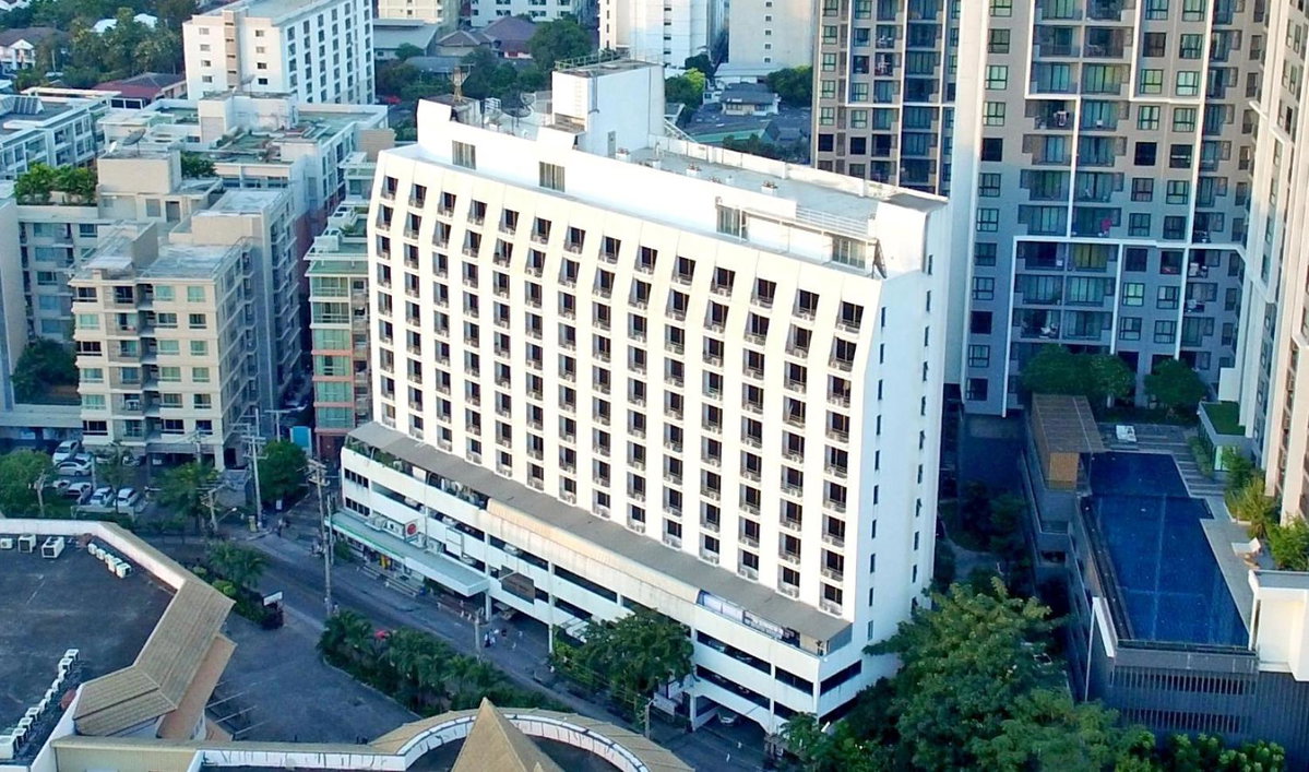 Watana Hotel, Thailand