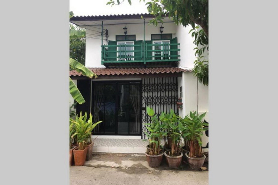 Town Home by The Warehouse Chiang Mai, Chiang Mai, Thailand