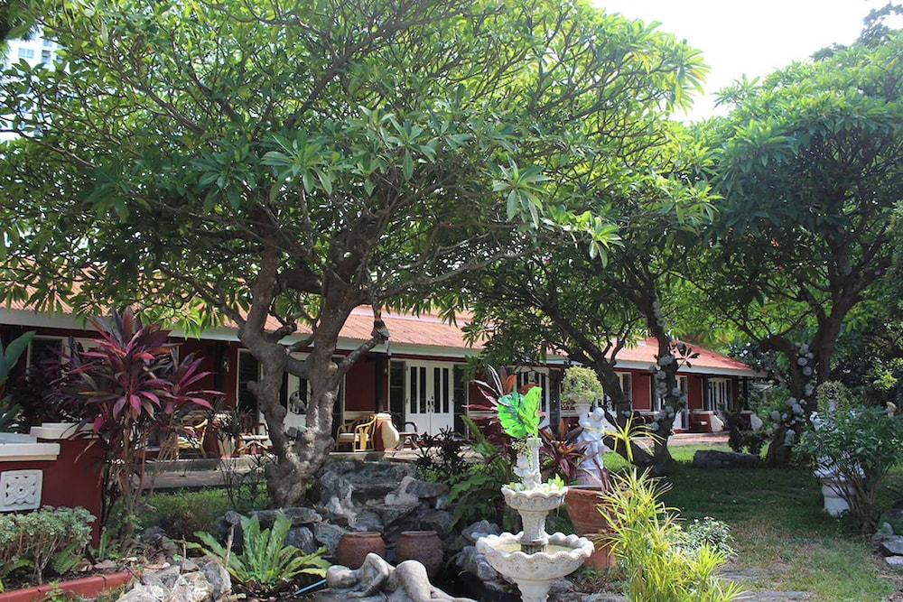 Safari Riviera Resort, Tailandia