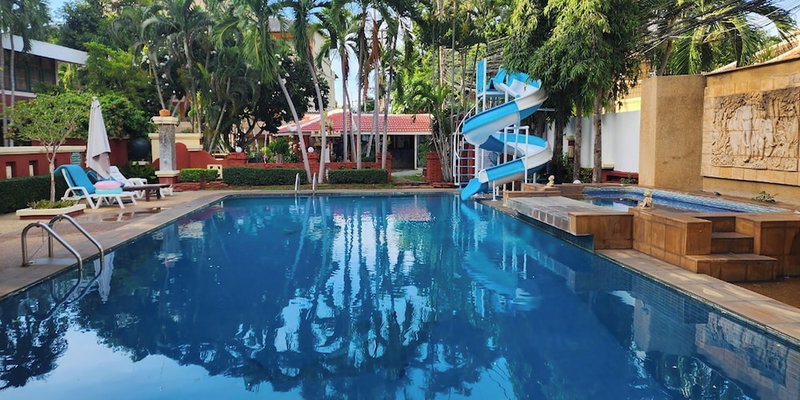 Safari Riviera Resort, Pattaya, Thailand