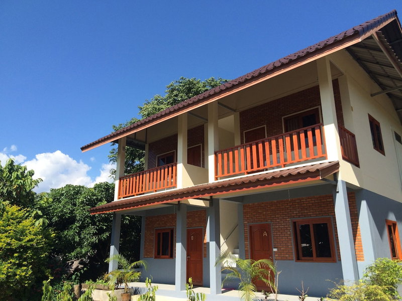 Pai Porpeang Guesthouse, Pai, Thailand