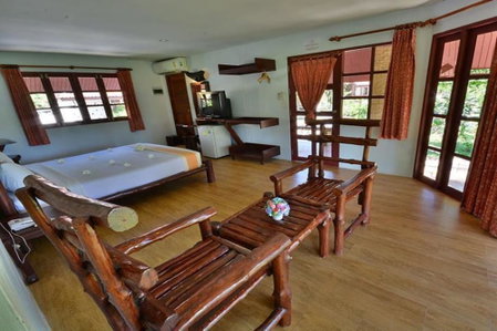Alongkot Beach Resort Khanom, Khanom, Thailand