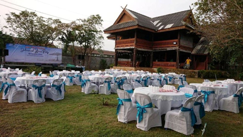 Ruen Thai Rim Haad, Klaeng, Thailand