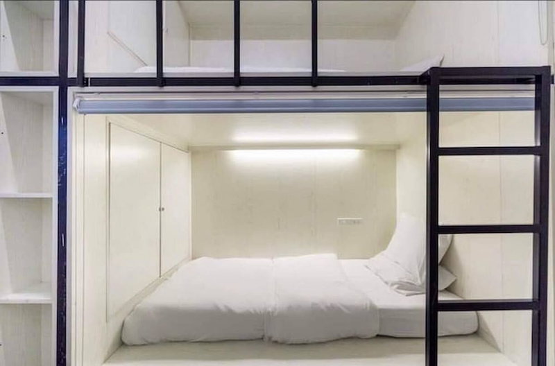comfy crib hostel, Bangkok, Thailand