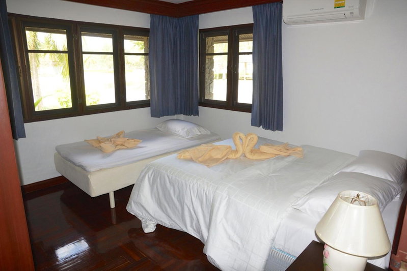 Rock Garden E28 4 bedroom Pool villa, Mae Pim, Thailand