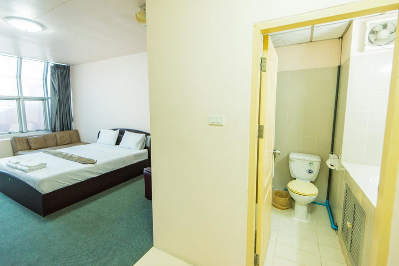 King Royal 2, Bangkok, Thailand
