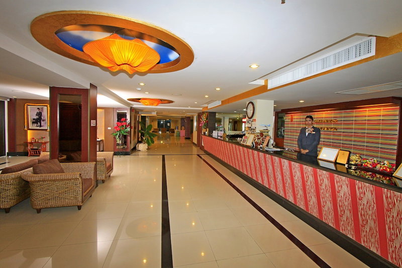 Convenient Grand Hotel, Bang Sao Thong, Thailand