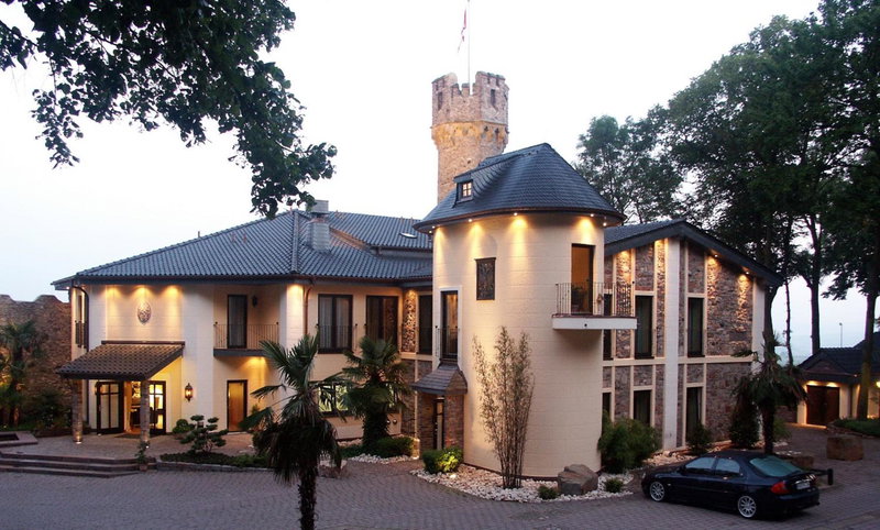 Burg & Gästehaus by Schwarzenstein, Geisenheim, Germany
