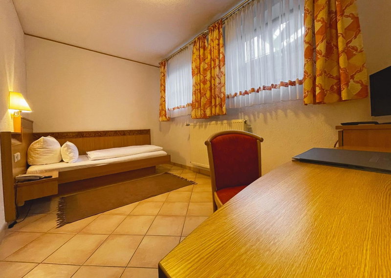 Weingut Sandwiese Winzerhotel, Worms, Germany