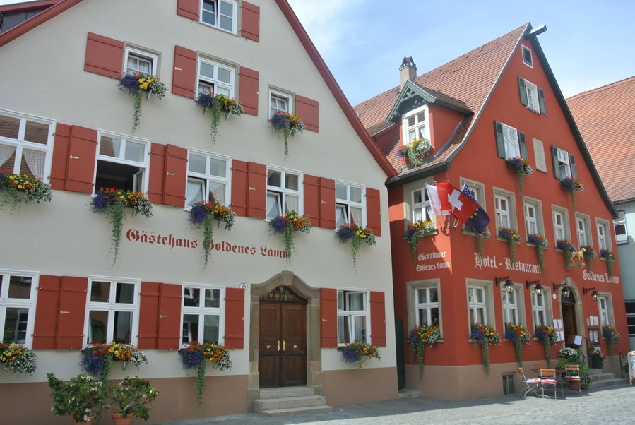 Hotel-Restaurant Goldenes Lamm, Dinkelsbühl, Germany