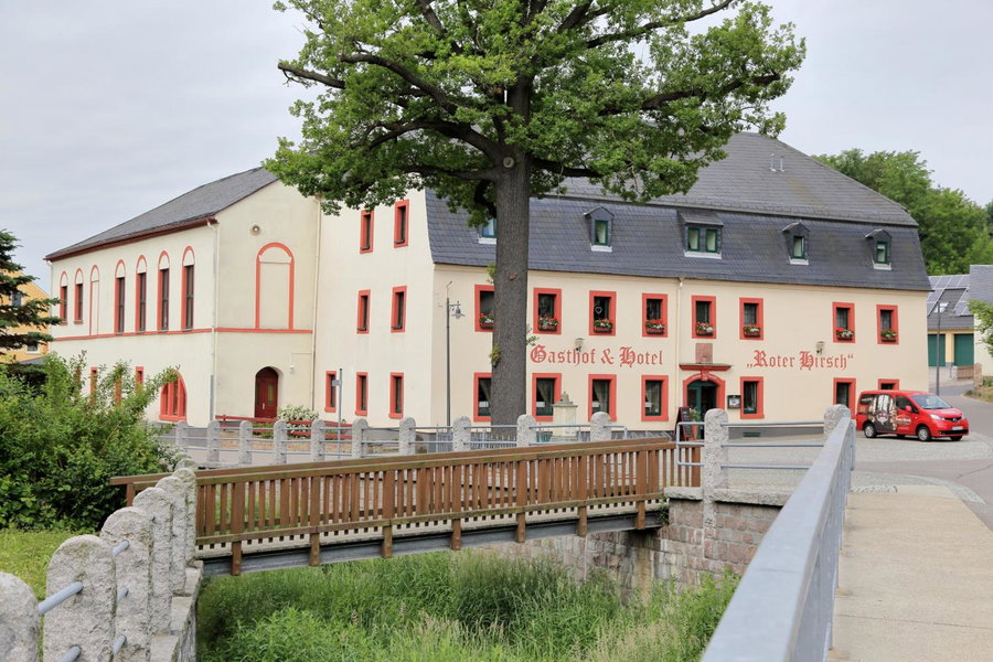Gasthof und Hotel Roter Hirsch, Claußnitz, Germany
