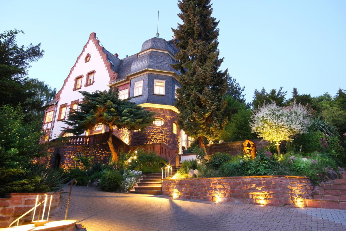 Hotel · BLUMEINS - Das Refugium, Groß-Umstadt