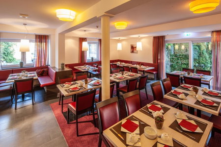Bergers Airporthotel Memmingen, Memmingerberg, Germany