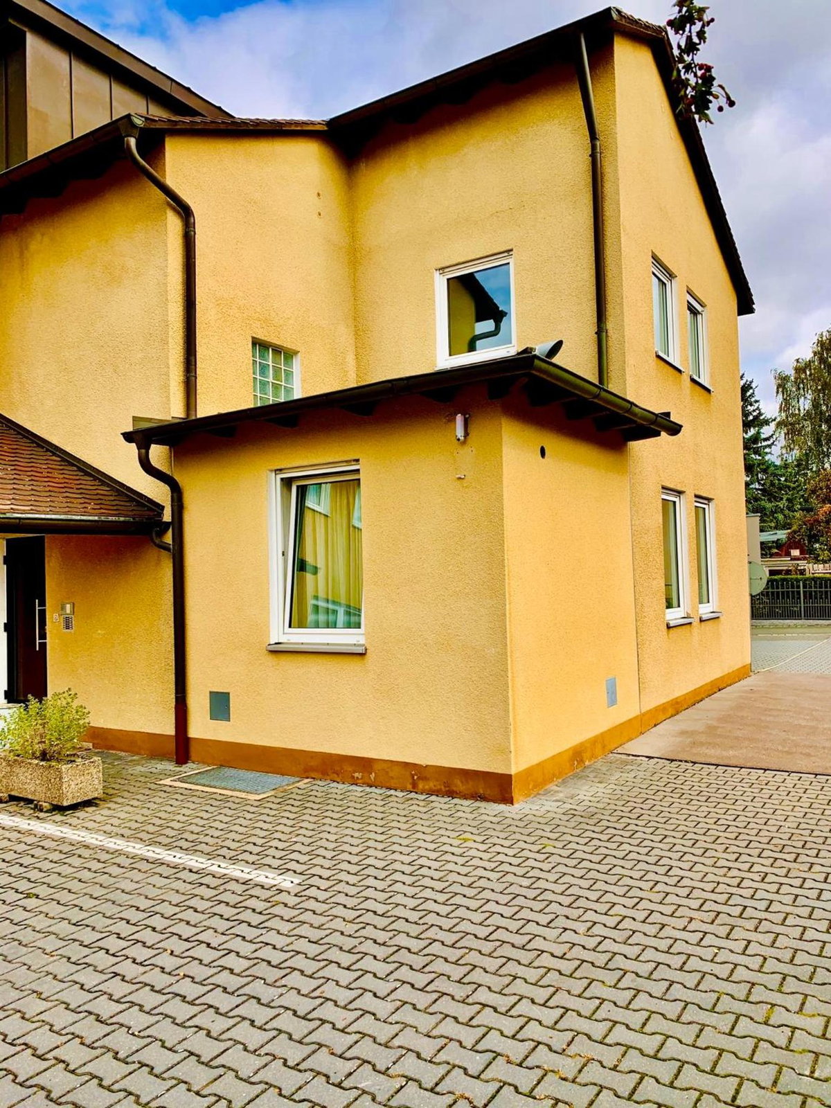 Akropolis Hotel, Germany