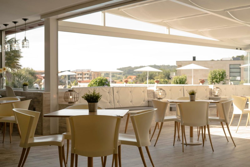 Hotel Piramide, Sanxenxo, Spain