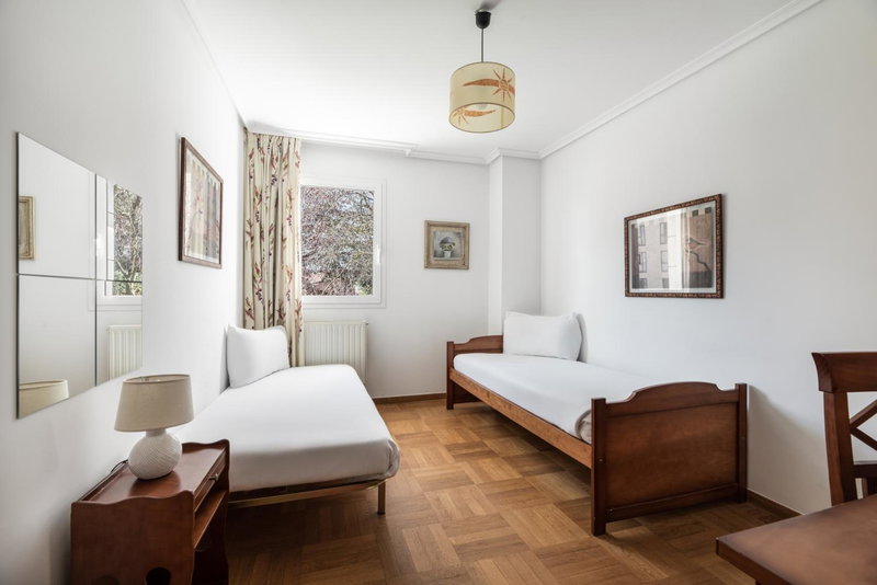 Apartamentos El Cid, Burgos, Spain