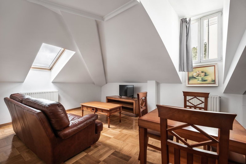 Apartamentos El Cid, Burgos, Spain