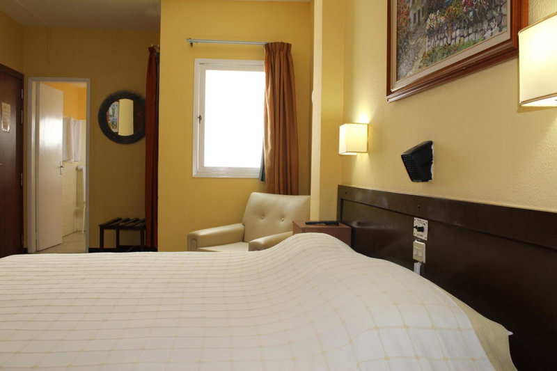 Hotel Olympia, Las Palmas de Gran Canaria, Spain