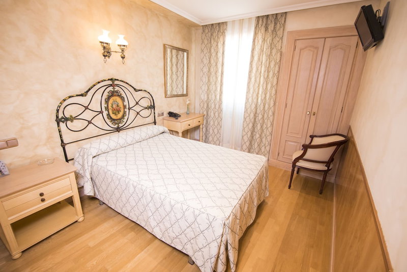 Hotel Julia, Aranda de Duero, Spain