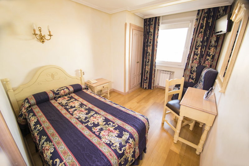 Hotel Julia, Aranda de Duero, Spain