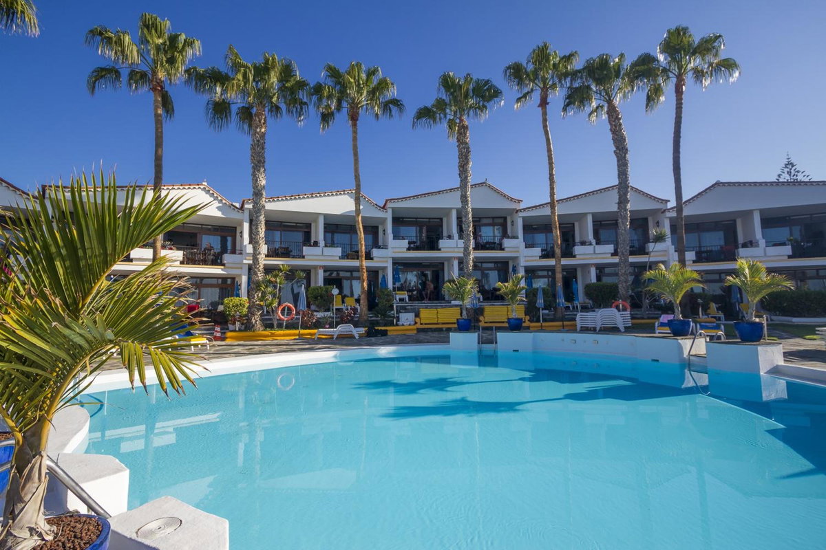 Sunsuites Carolina, Spain