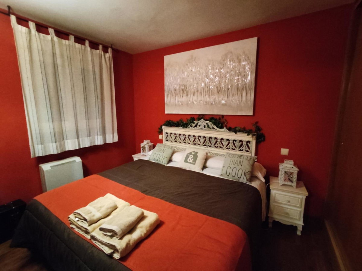 Apartahotel Rural CollaRubio Luxury, Spain