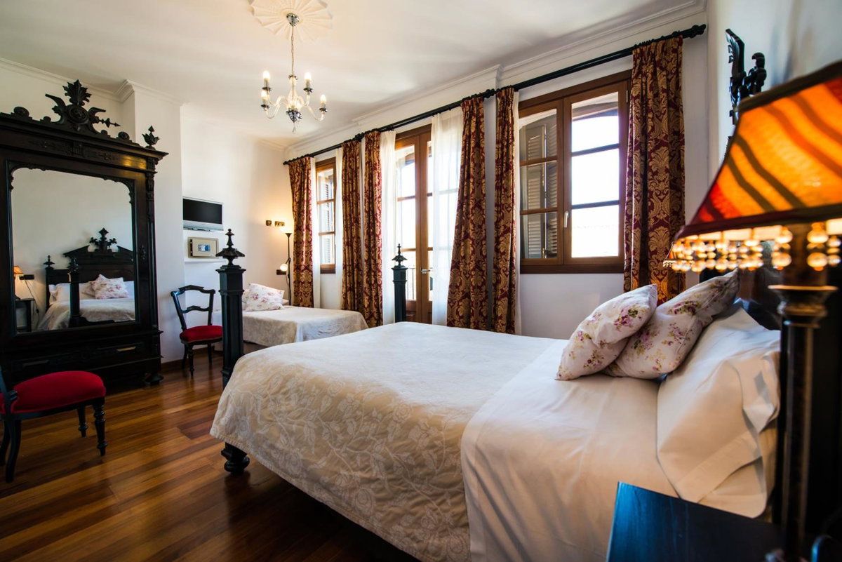 Hotel Segles - Turismo de Interior, Spain