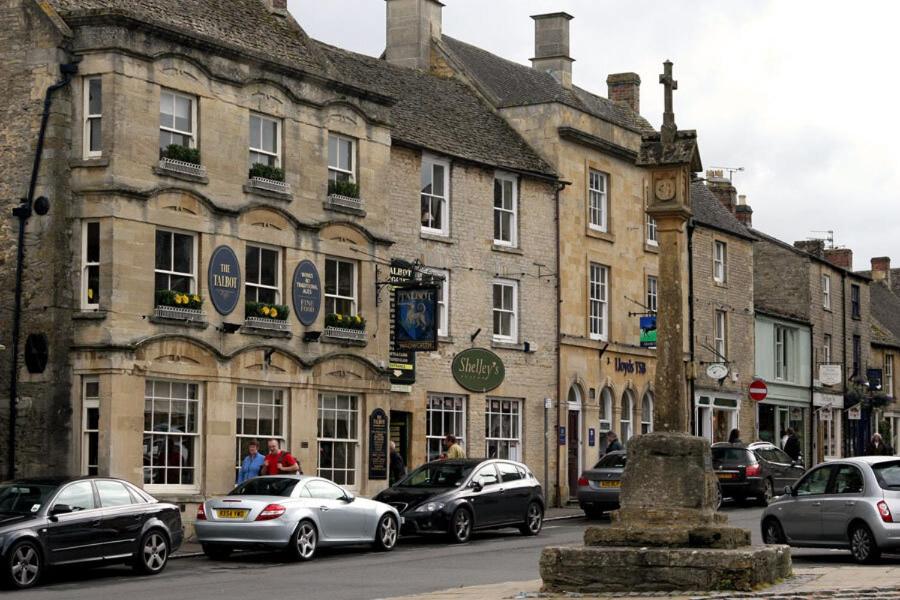 Cotswold Gardens Bed and Breakfast, Stow on the Wold, United Kingdom