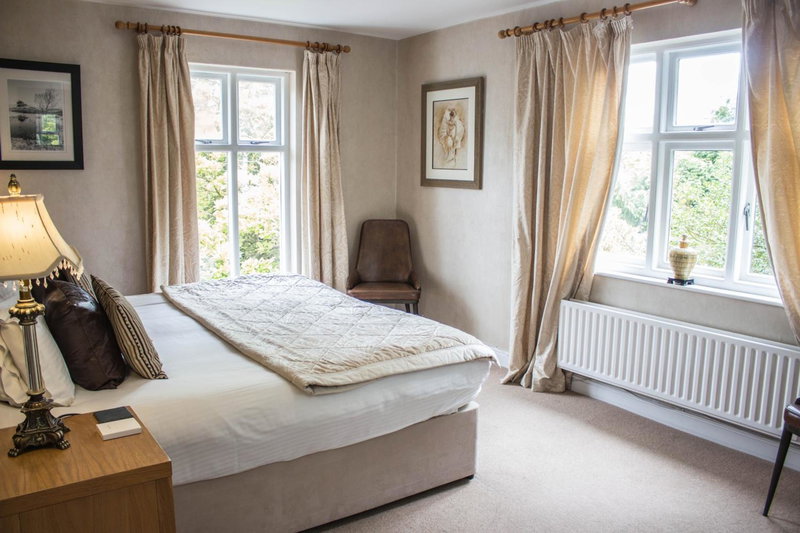 The Howbeck & The Retreat 5min to Lake, Restaurants & to the free Hydro Wellness Club, Windermere, United Kingdom