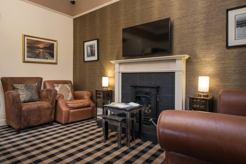 The Howbeck & The Retreat 5min to Lake, Restaurants & to the free Hydro Wellness Club, Windermere, United Kingdom