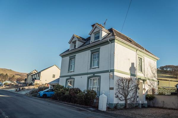 Llety Brynawel Guest House, Pennal, United Kingdom