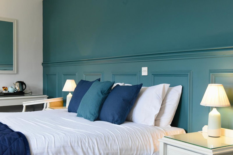 The Lough & Quay Accommodation Seaside Property, Warrenpoint, United Kingdom