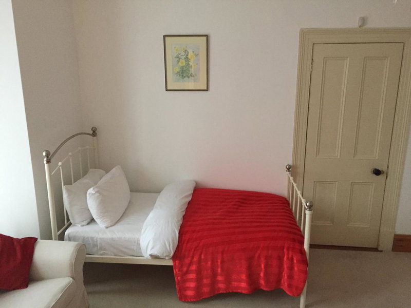 Brackfield House Super king bed ,Single Free parking wifi, Killaloo, United Kingdom