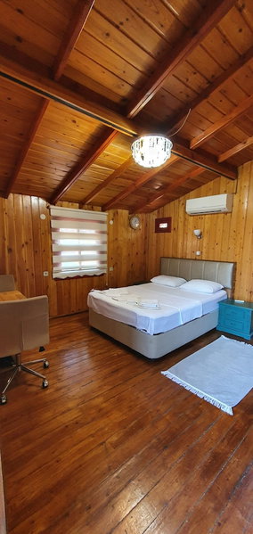 Albatross Dağ Evleri Butik Otel, Edremit, Turkey