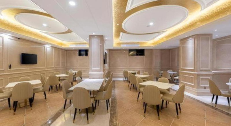 Vienna Hotel Guangdong Maoming China 1st Beach, Dianbai, China