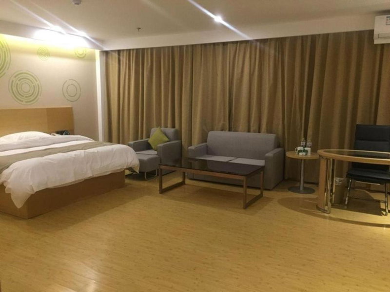 GreenTree Inn Heze Shan County Huxi South Road Express Hotel, Heze, China