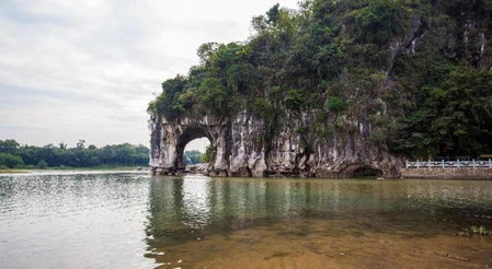 Borrman Hotel Guilin Elephant Hill Park Li Lake, Guilin, China