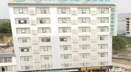 City Comfort Inn Luchuan Hot Spring Plaza High-speed Railway Station, Yulin, China