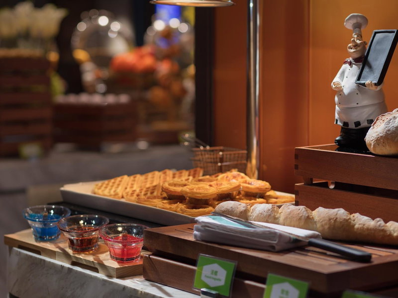 Hampton by Hilton Shenzhen Bao'an Airport, Shenzhen, China