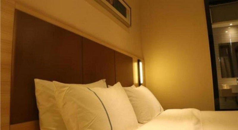 City Comfort Inn Wuhan Jinyinhu Garden Expo Park, Wuhan, China