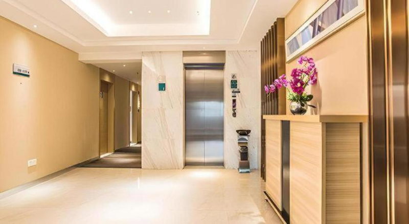 City Comfort Inn Nanning Mingxiu East Road Shishan Park Metro Station, Nanning, China