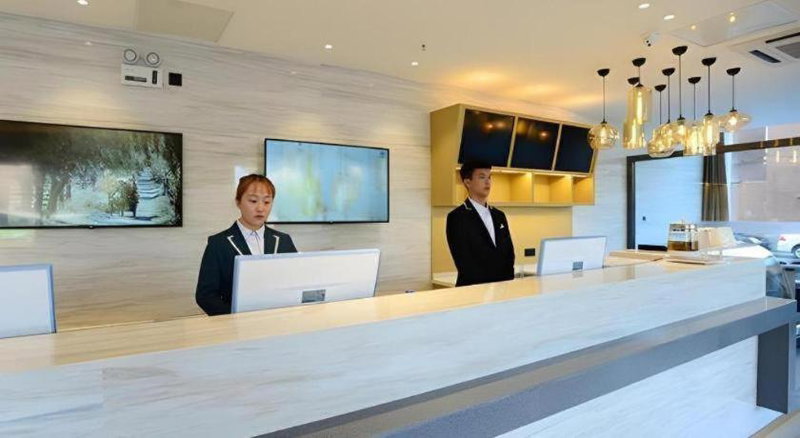 City Comfort Inn Dandong Railway Station Yalu River Scenic Area, Dandong, China