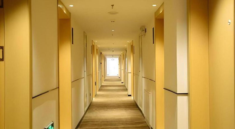 City Comfort Inn Dandong Railway Station Yalu River Scenic Area, Dandong, China