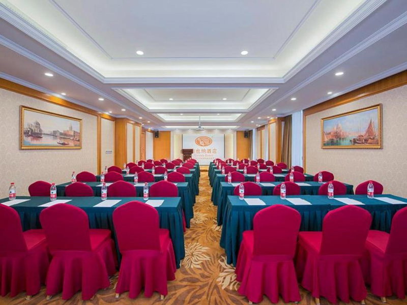 Vienna Hotel Ganzhou Economic Development Zone 1st Hospital West High-Speed Railway Station, Ganzhou, China