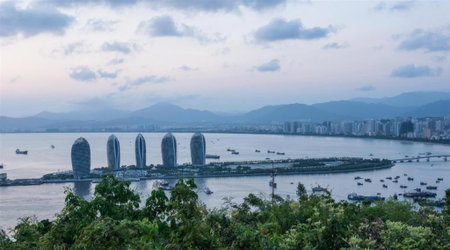 Rock Platinum Sea View Hotel, Sanya, China