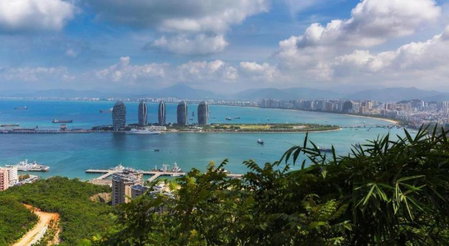 Rock Platinum Sea View Hotel, Sanya, China